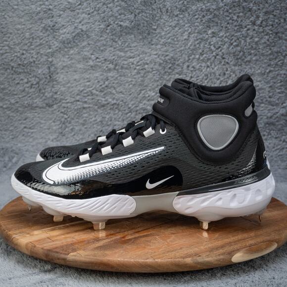 Athletic_Shoes
